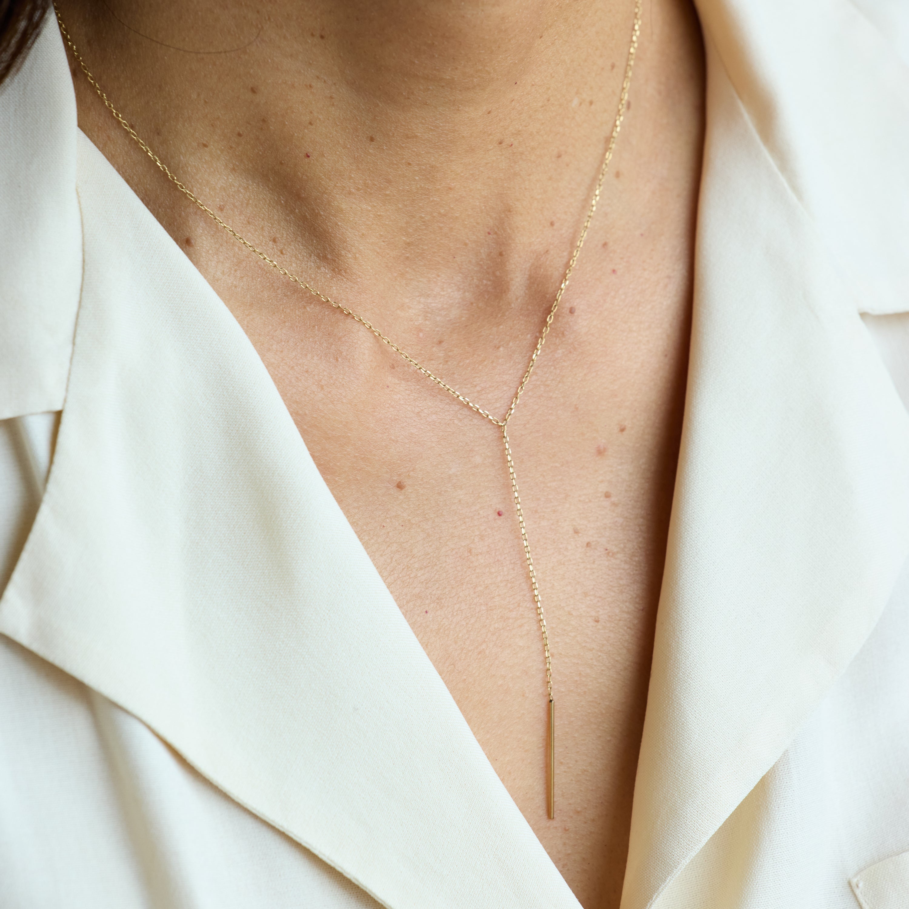 Staple Lariat