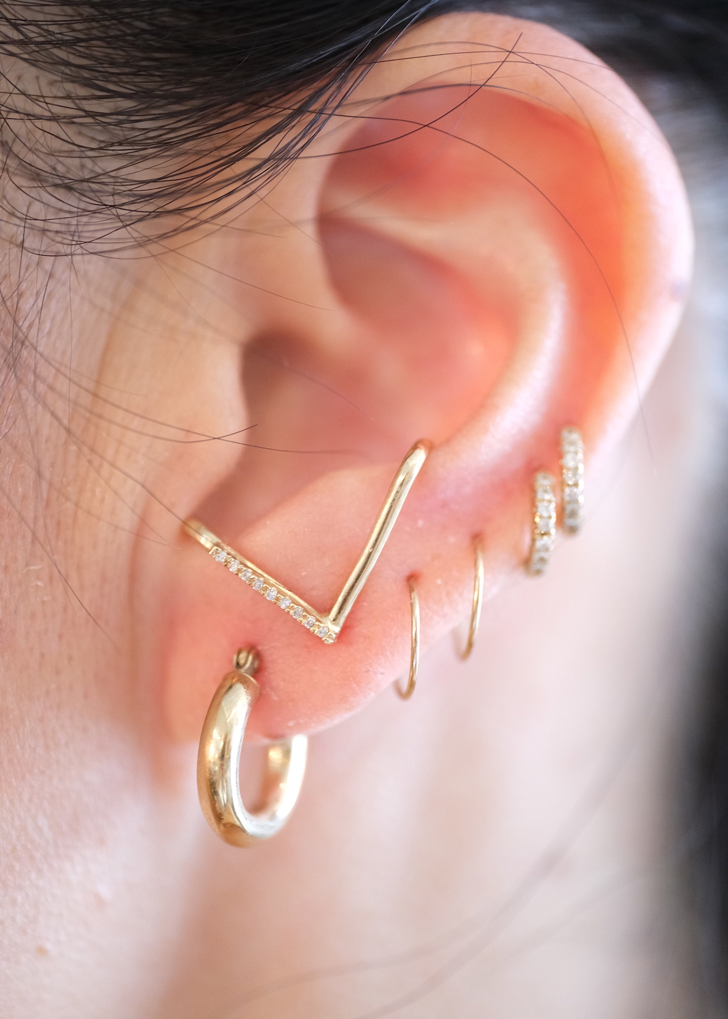 LABULGARA Pave Diamond Vector Cuff Earring