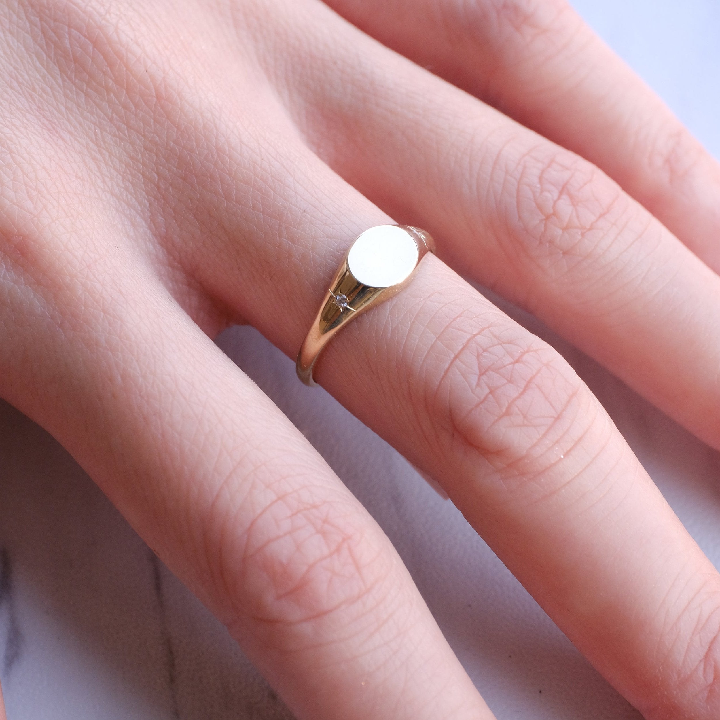 Baby Signet Freckle Ring